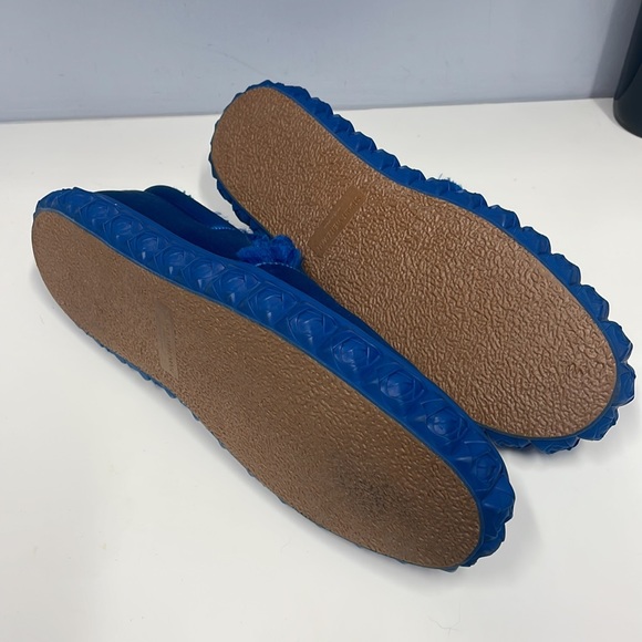 STUART WEITZMAN. UNISEX Loafers. Satin blue. Mens 8.5. Womans 11 Authentic - Picture 8 of 9